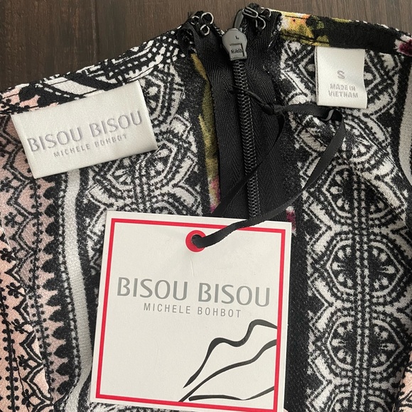 NWT Vintage Y2K BISOU BISOU women’s floral shorts romper. Size S - Picture 5 of 6